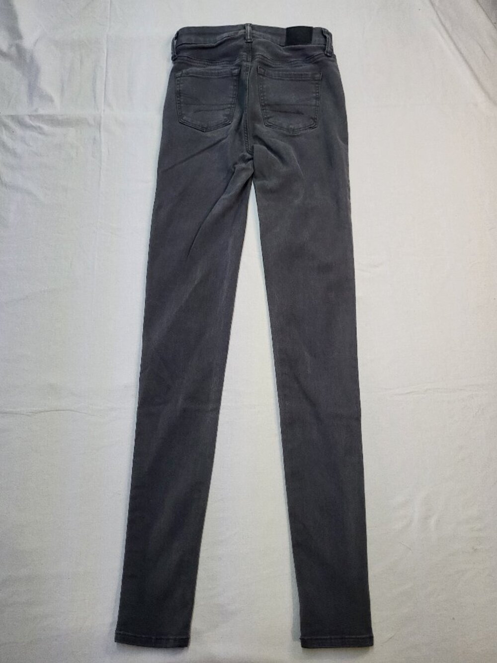 American Eagle Next Level Premium Super Skinny Gray Jeans Size 0 X-Long
